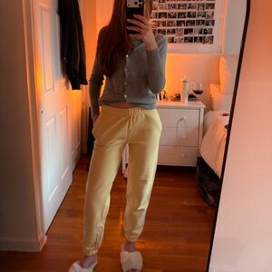 Aritzia TNA Butter Yellow Cozy Boyfriend Sweatpants, Size XS